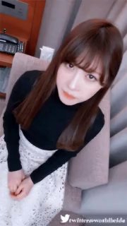 帮女友舔她的鲜嫩鲍鱼她就高潮了